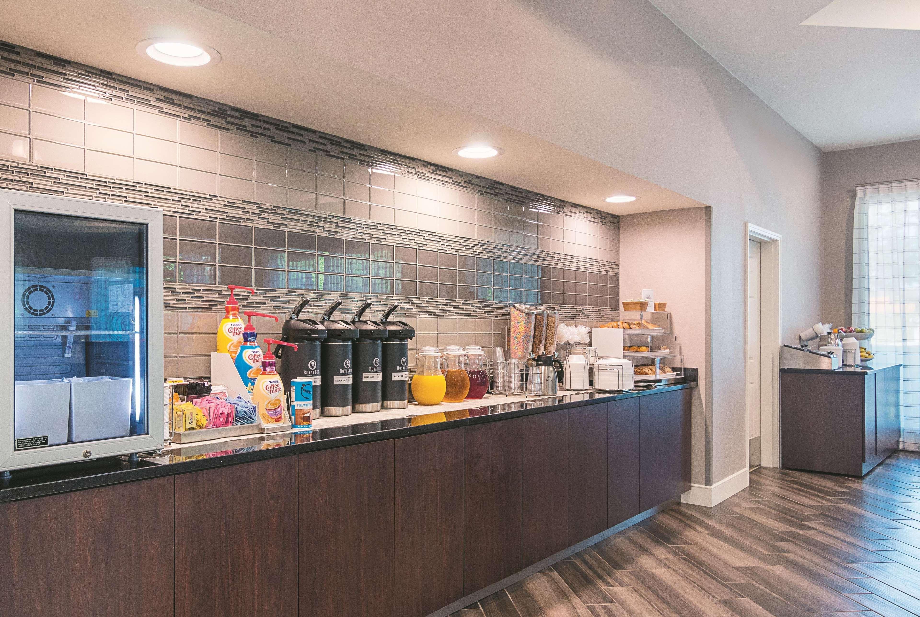La Quinta By Wyndham Atlanta Conyers Hotel Ngoại thất bức ảnh