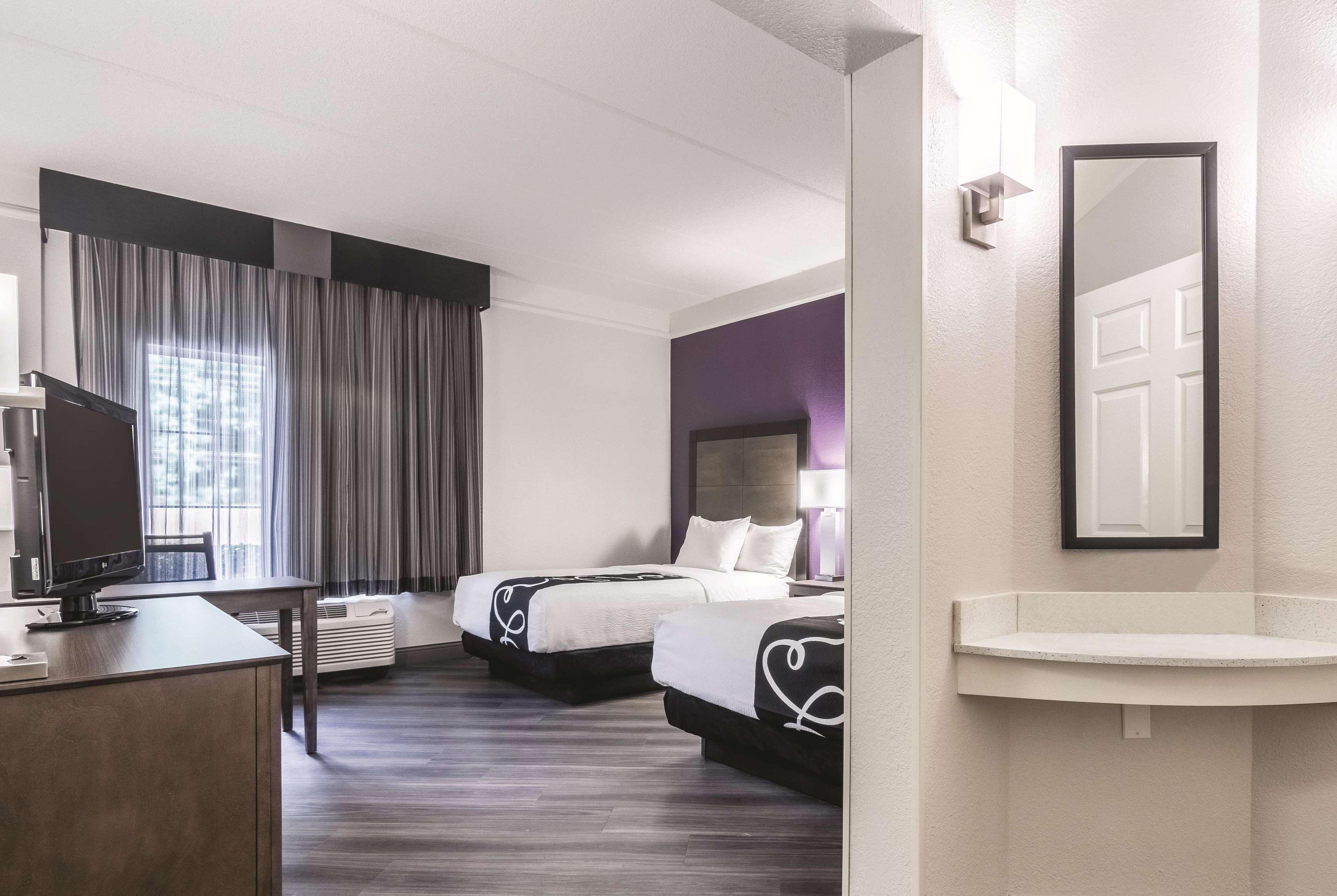 La Quinta By Wyndham Atlanta Conyers Hotel Ngoại thất bức ảnh