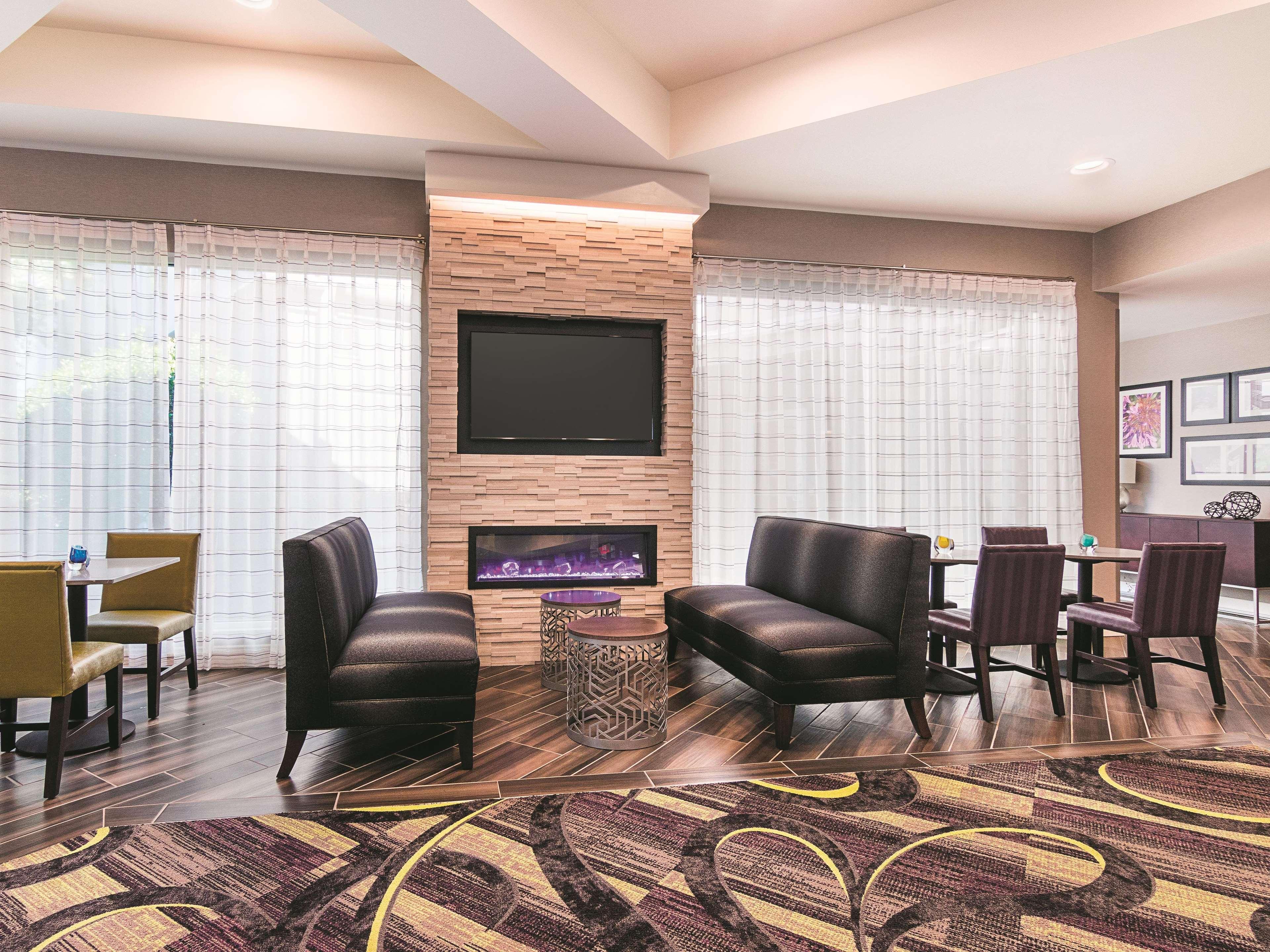 La Quinta By Wyndham Atlanta Conyers Hotel Ngoại thất bức ảnh
