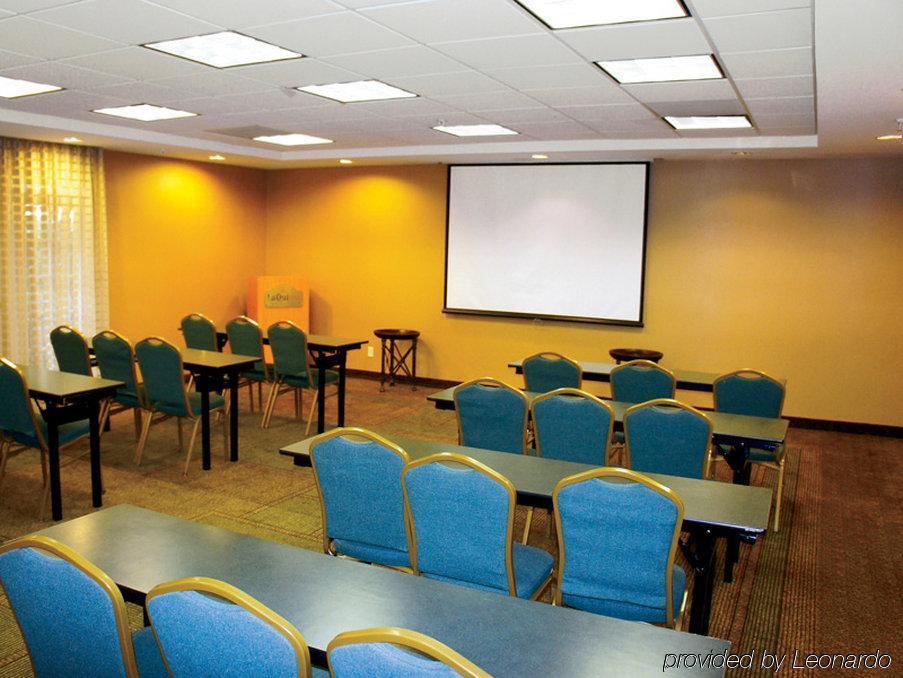 La Quinta By Wyndham Atlanta Conyers Hotel Ngoại thất bức ảnh