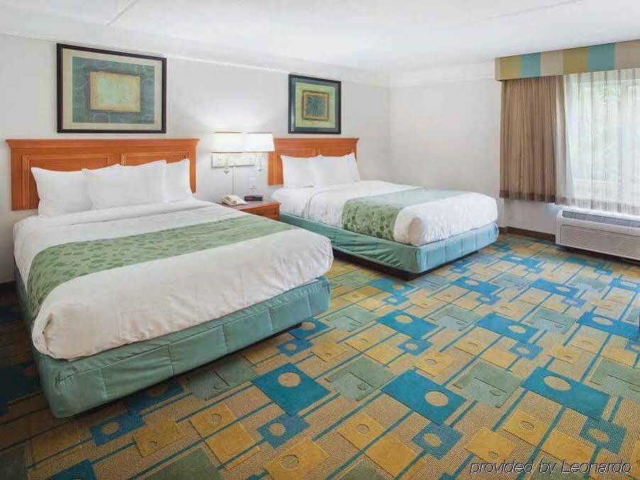 La Quinta By Wyndham Atlanta Conyers Hotel Ngoại thất bức ảnh